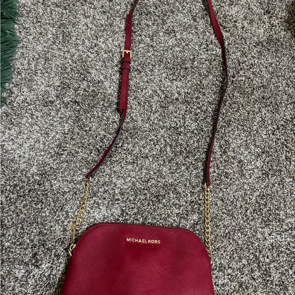 Michael Kors Red Crossbody Bag with Sleek Design